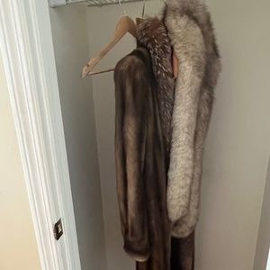 RARE CUSTOM KRAMERS NEW HAVEN FUR COAT/SKARF